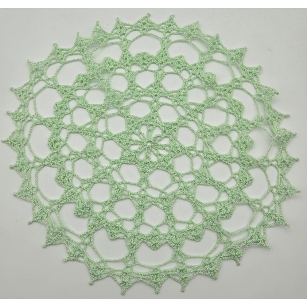 Vintage Mint Green Crochet Doily Round Handmade Lace 13″ Table Dresser Decor